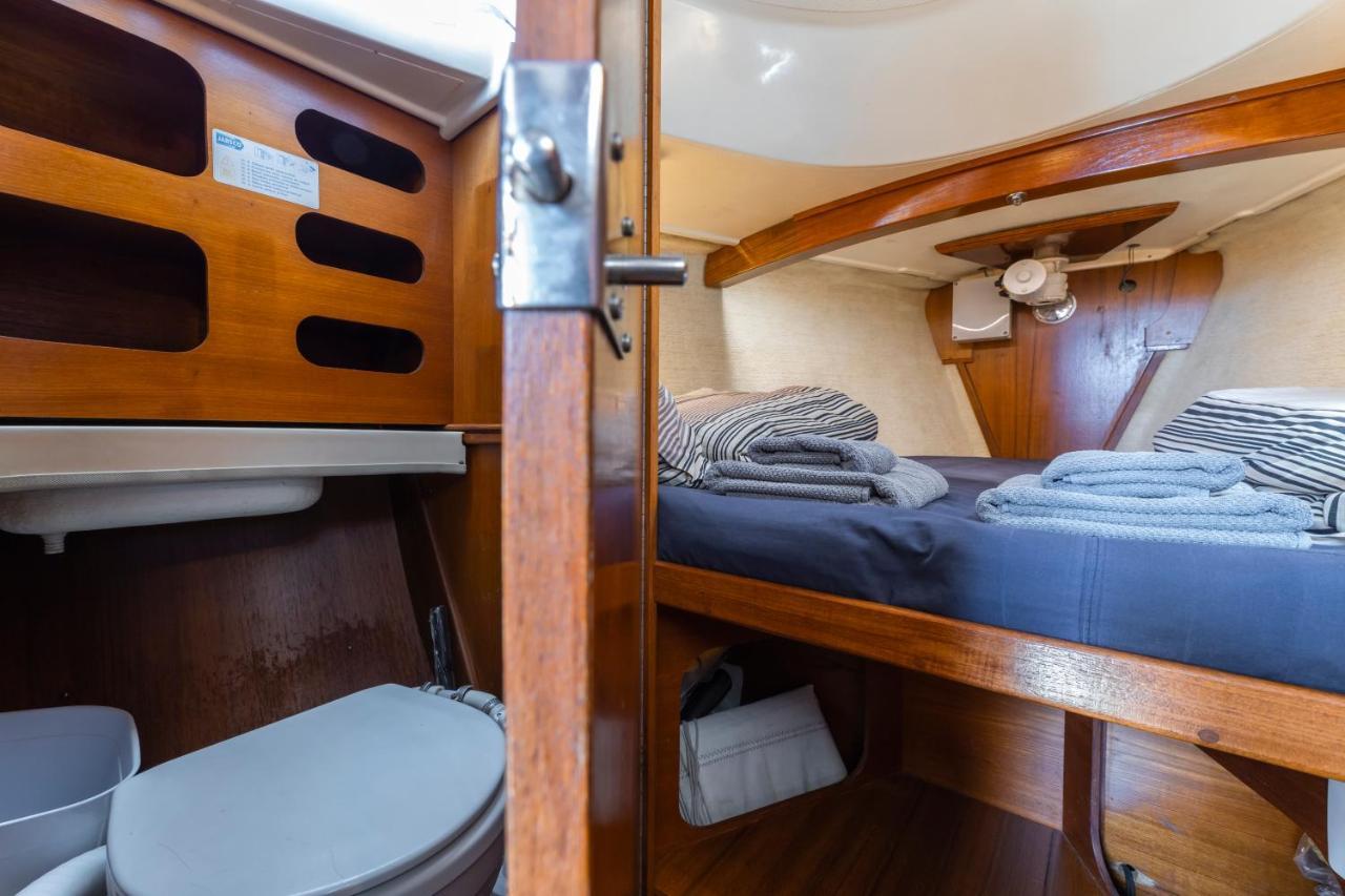 Seaside Chill-Out Stay On A Sail Yacht Пуэрто-Калеро Экстерьер фото